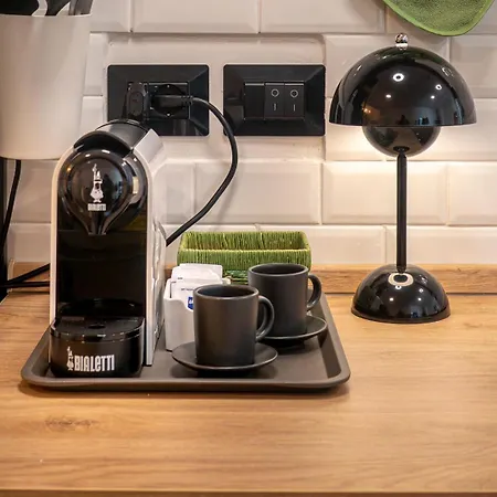 Um81 - Downtown * Trieste